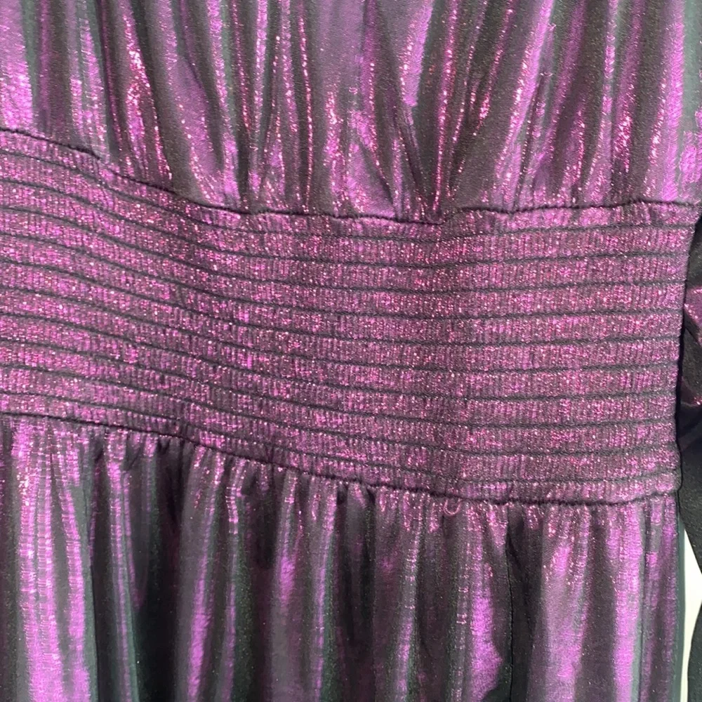 Amazing Dress! - Picture 5 of 6